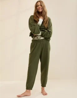 Aerie Jet Setter Jogger Military Green