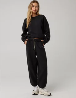 OFFLINE By Aerie Cloud Fleece Baggy Jogger True Black