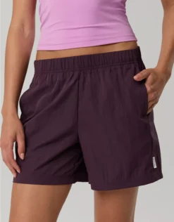 OFFLINE By Aerie Day Off 5" Short Cool Berry