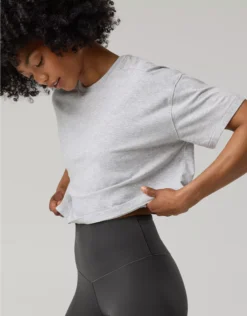 OFFLINE By Aerie Let's Stretch Cropped T-Shirt Medium Heather Gray