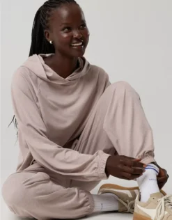 OFFLINE By Aerie Weekend Away Hoodie Pebble