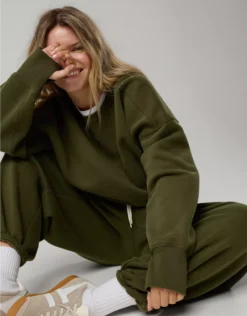 OFFLINE By Aerie Cloud Fleece Classic Crewneck Military Green