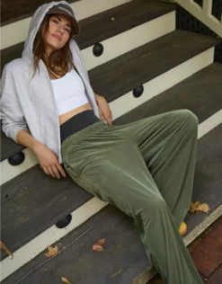 OFFLINE By Aerie Cloud Fleece Classic Full Zip Sweatshirt Light Heather Gray