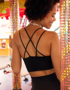 OFFLINE By Aerie Real Me Hold Up! Strappy Sports Bra True Black