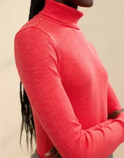 Aerie Essential Turtleneck Layering T-Shirt Bright Red