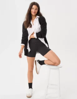 OFFLINE By Aerie The Hugger 5" Bike Short