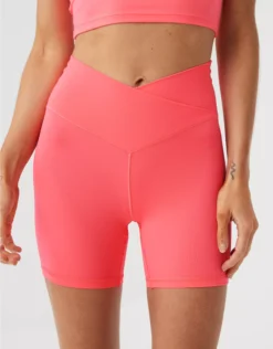 OFFLINE By Aerie Real Me Crossover 5" Bike Short Tropadelic