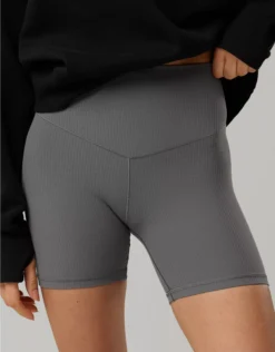 OFFLINE By Aerie Real Me XTRA Ribbed 5" Bike Short Shell Gray