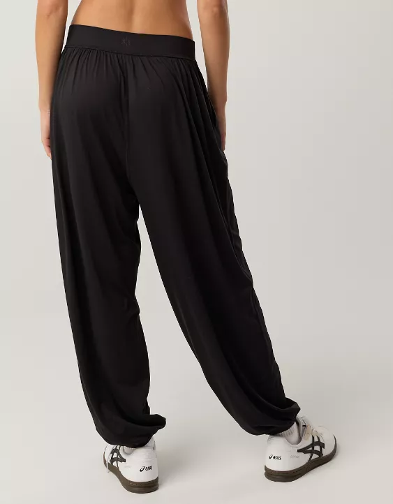 OFFLINE By Aerie The Hugger Go With The Flow Baggy Jogger True Black - Image 2